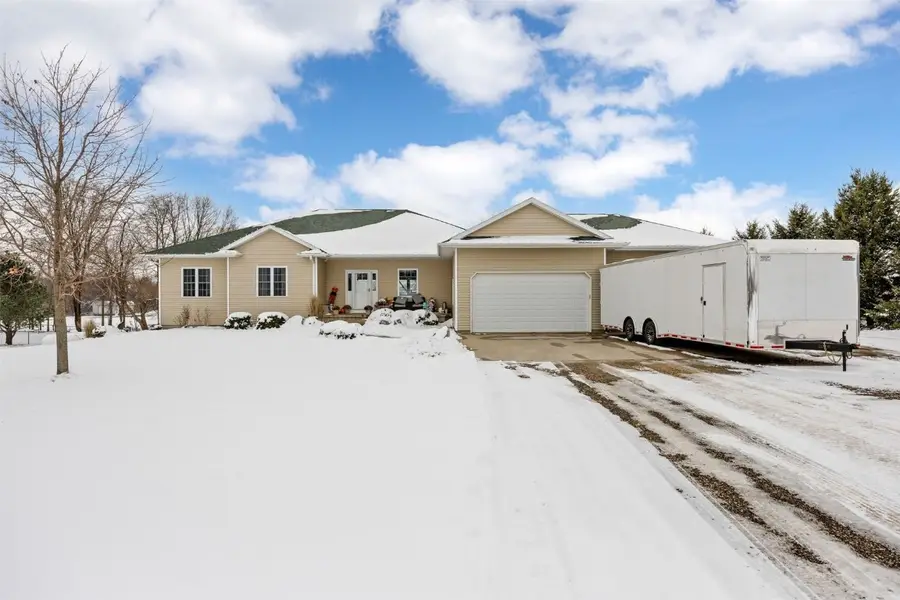 7997 218th Avenue, Martelle, IA 52305 - Image #2
