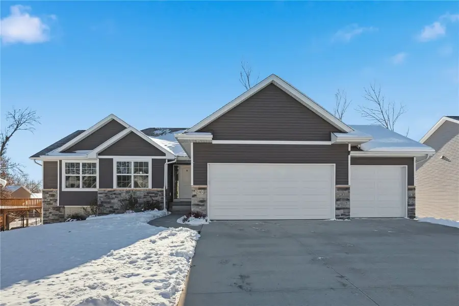 2103 Shady Grove Road Sw, Cedar Rapids, IA 52404 - Image #3