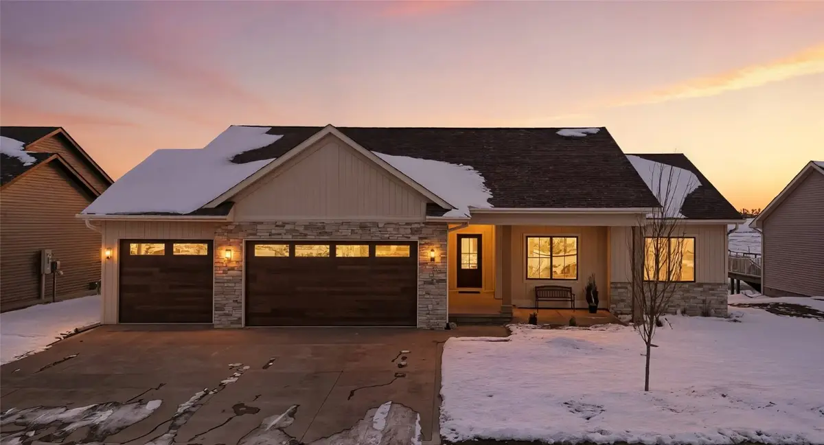 810 Yorkshire Street, North Liberty, IA 52317 - Image #1