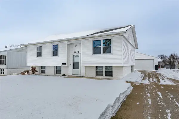 6008 Eastview Avenue Sw, Cedar Rapids, IA 52404