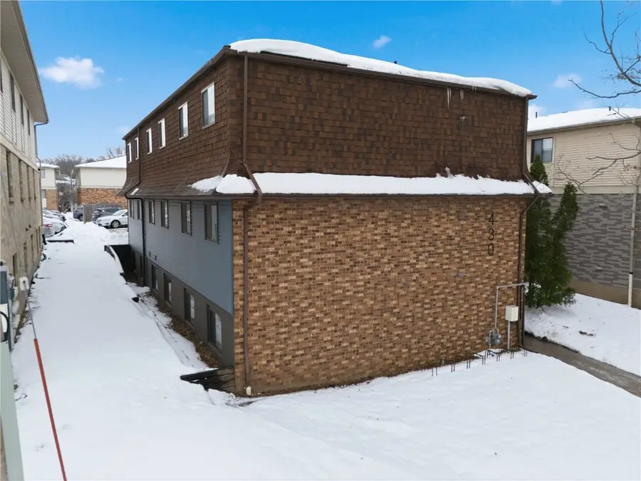 413/419 S Johnson Street, Iowa City, IA 52240 - Image #3