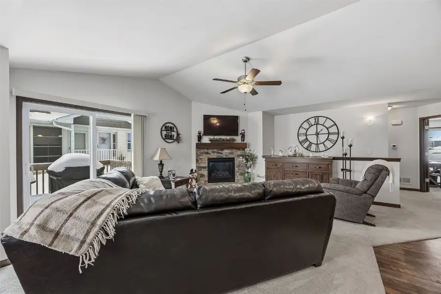 4420 Calder Dr, Marion, IA 52302 - Image #3