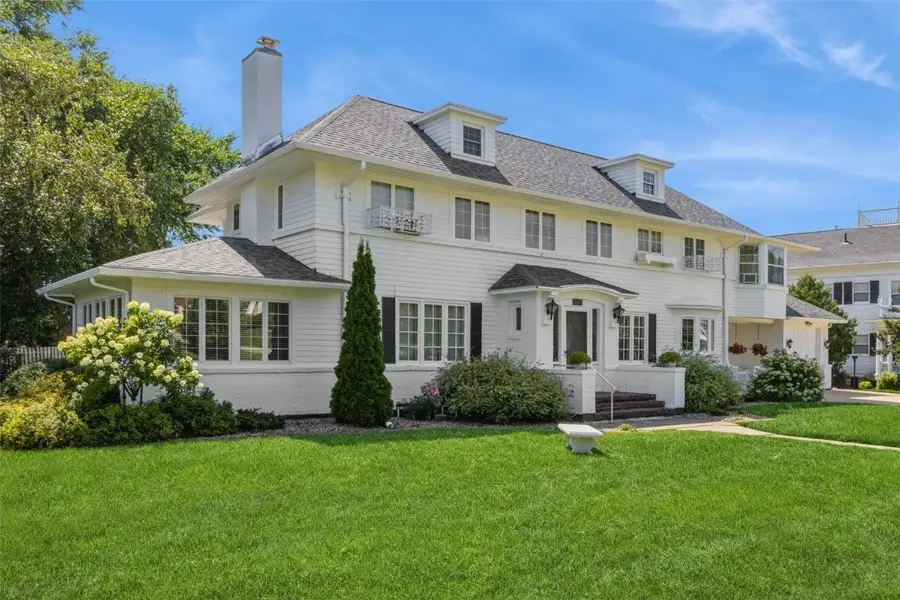 225 Crescent Street Se, Cedar Rapids, IA 52403 - Image #3