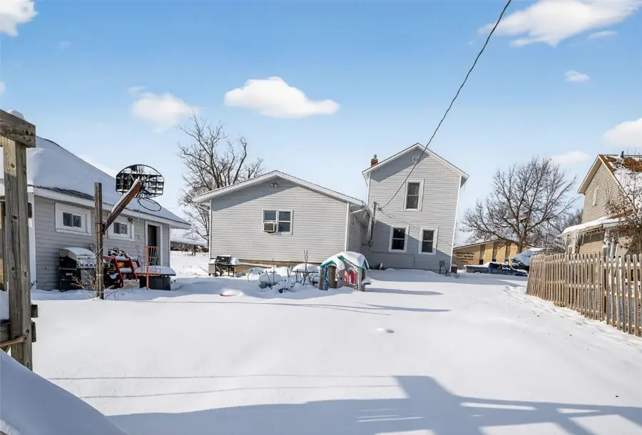 315 6th Avenue, Clarence, IA 52216 - Image #3