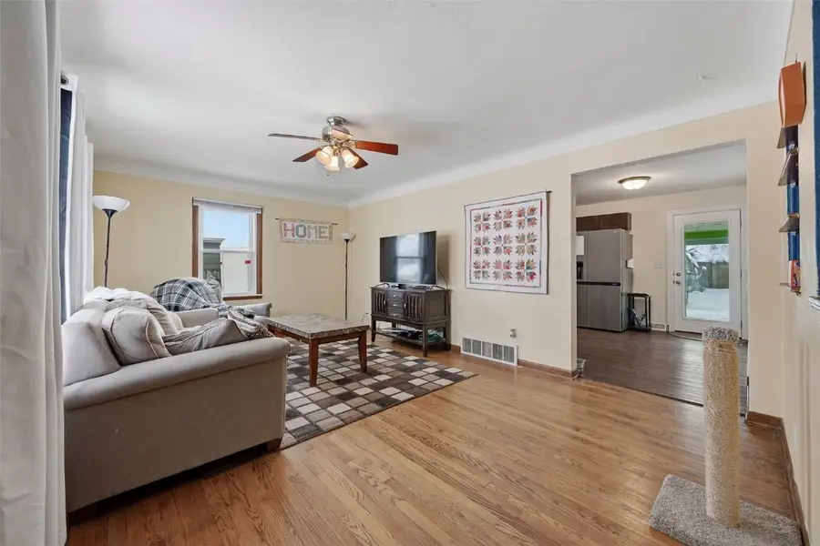 3407 H Ave Nw, Cedar Rapids, IA 52405 - Image #3