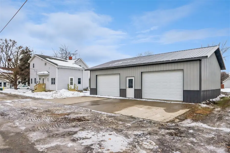 300 W Pine Street, Marengo, IA 52301 - Image #2