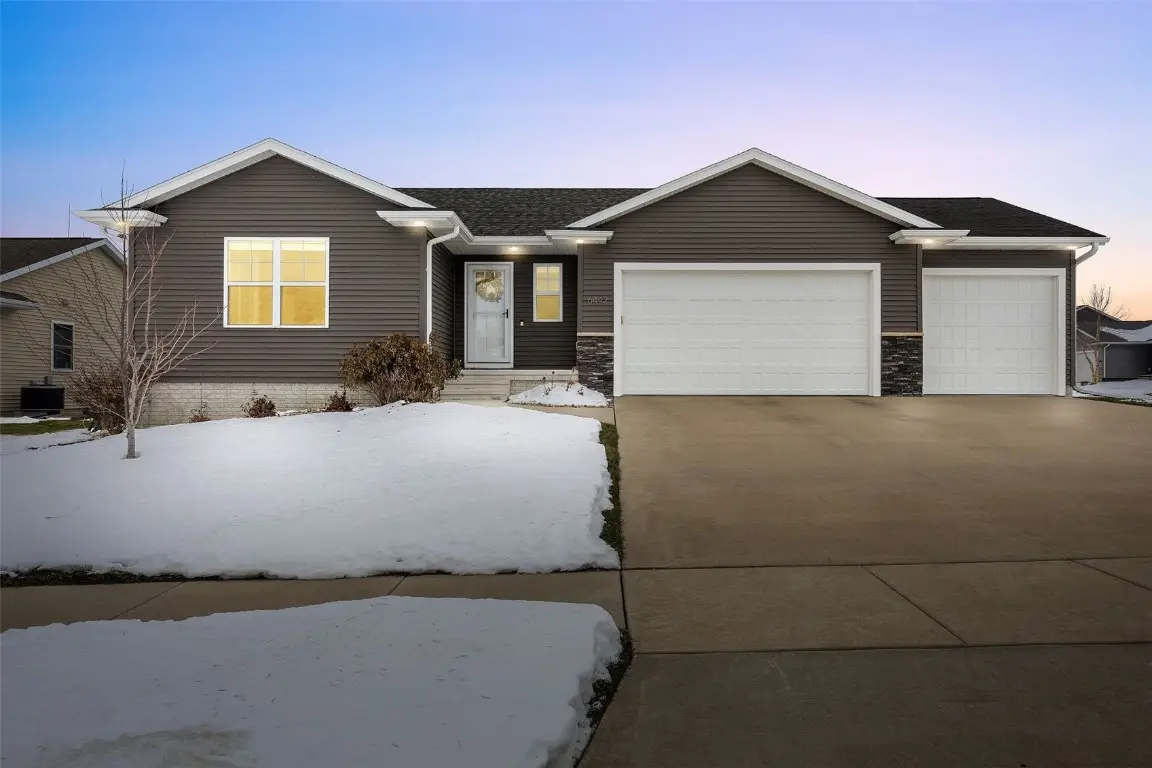 6442 Cope Drive, Marion, IA 52302 - Image #1