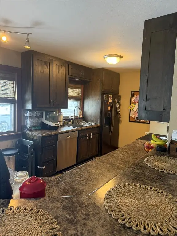 203 Ninth Avenue, Vinton, IA 52349 - Image #3