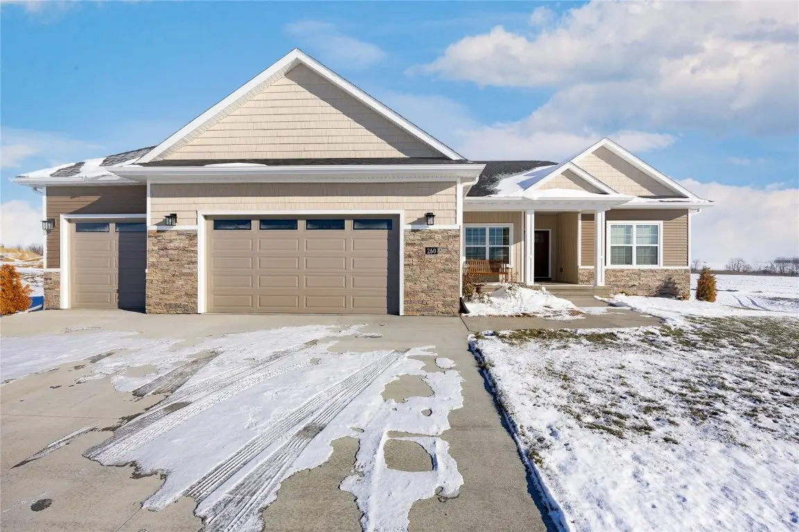 260 Howard Avenue Nw, Swisher, IA 52338 - Image #1