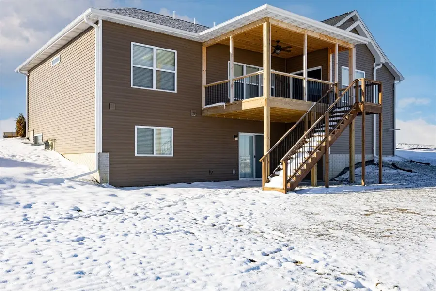 260 Howard Avenue Nw, Swisher, IA 52338 - Image #3