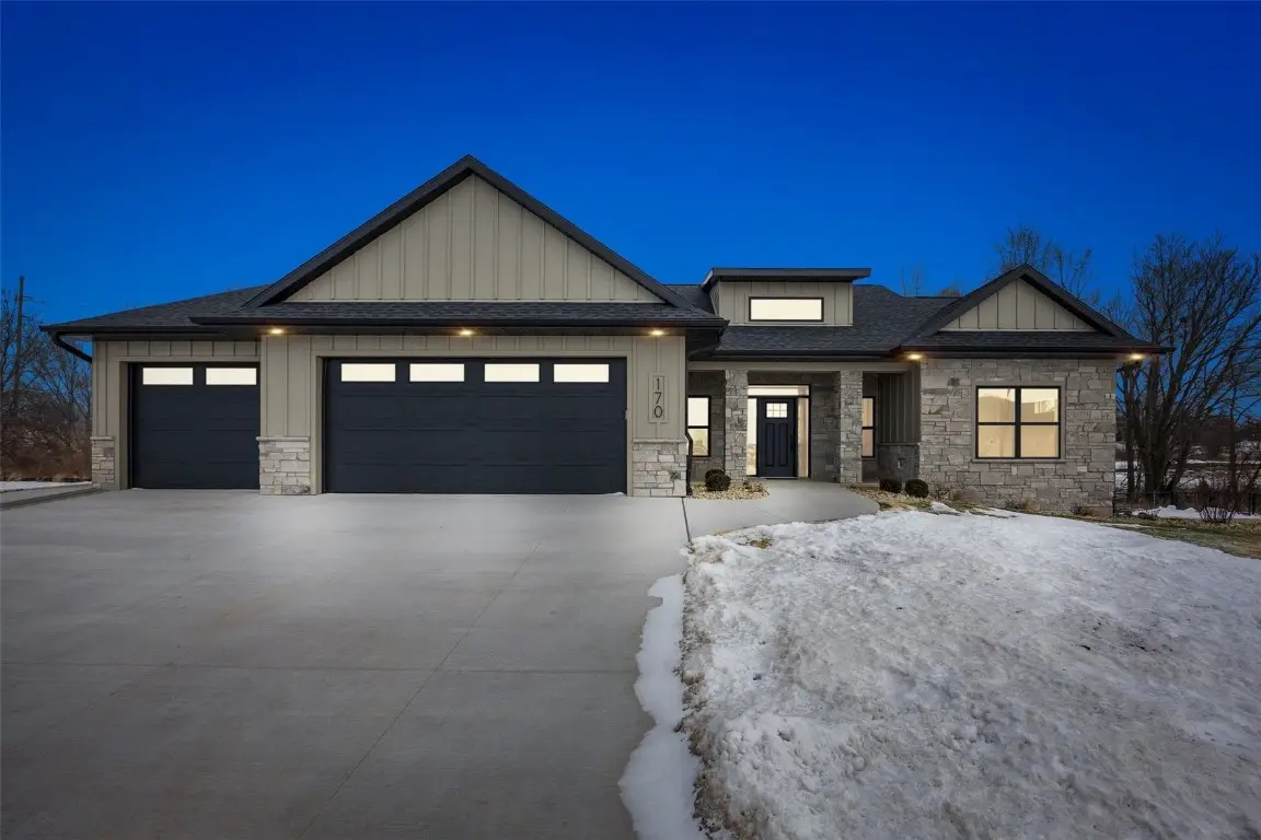 170 Pleasant Hill Drive Nw, Swisher, IA 52338 - Image #1