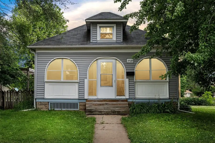 1928 H Street, Iowa City, IA 52240 - Image #2