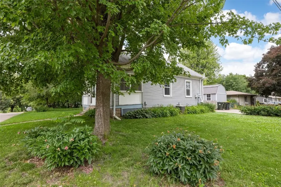 1928 H Street, Iowa City, IA 52240 - Image #3