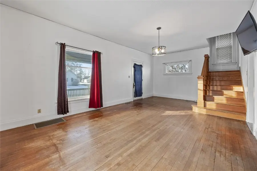 201 Court St, Williamsburg, IA 52361 - Image #3