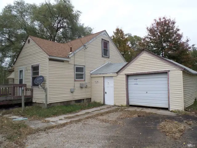 4351 Texas Street, Waterloo, IA 50702 - #2