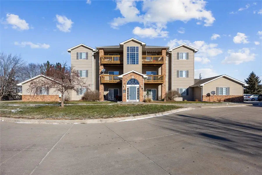 2614 Triple Crown Lane #11, Iowa City, IA 52240 - Image #3