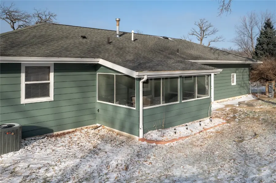 3979 Cox Avenue Nw, Cedar Rapids, IA 52405 - Image #3