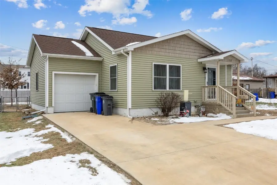 3237 Dalewood Avenue Se, Cedar Rapids, IA 52403 - Image #2