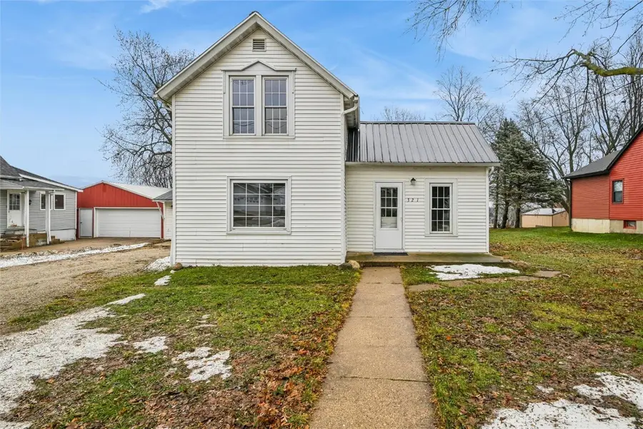 321 3rd Street S, Coggon, IA 52218 - Image #2
