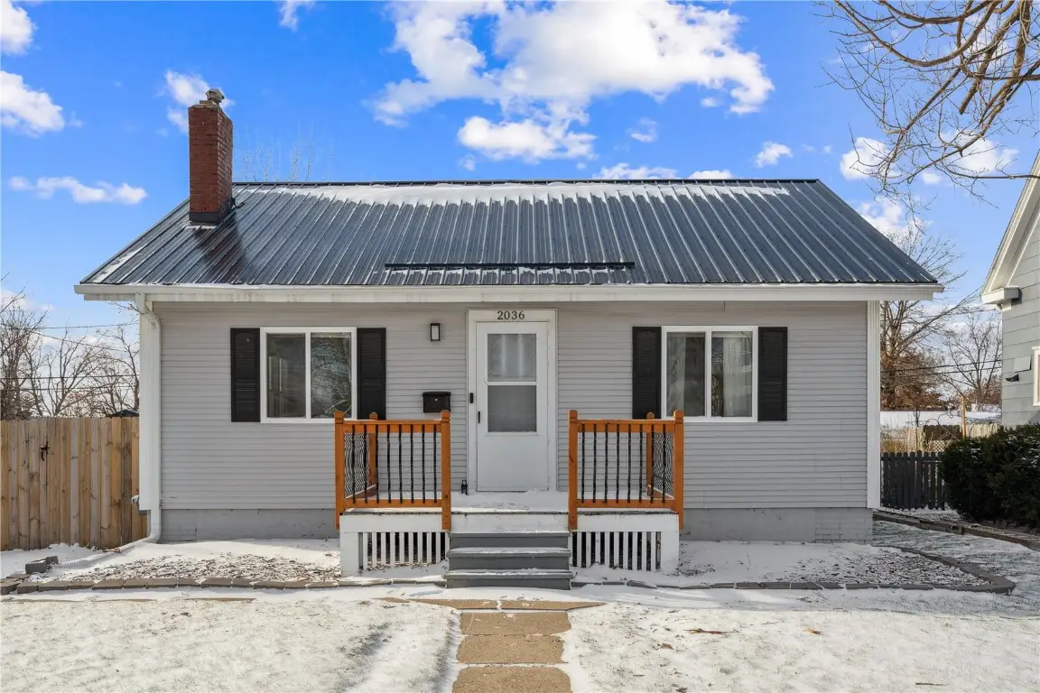 2036 Linn Boulevard Se, Cedar Rapids, IA 52403 - Image #1