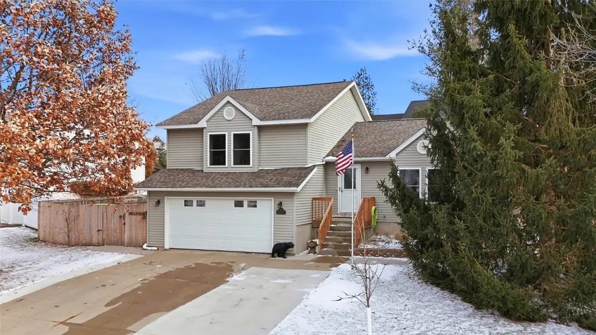 2023 Lynncrest Drive, Coralville, IA 52241 - Image #1