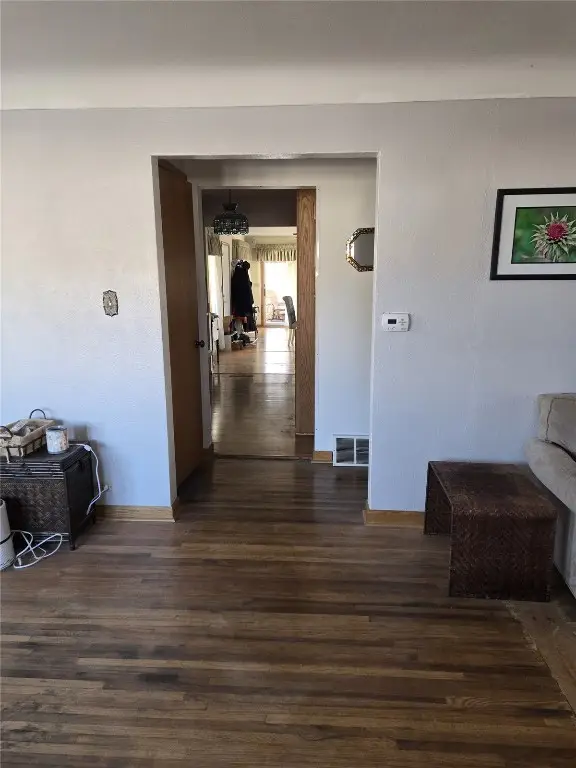 1639 Miami Drive Ne, Cedar Rapids, IA 52402 - Image #2