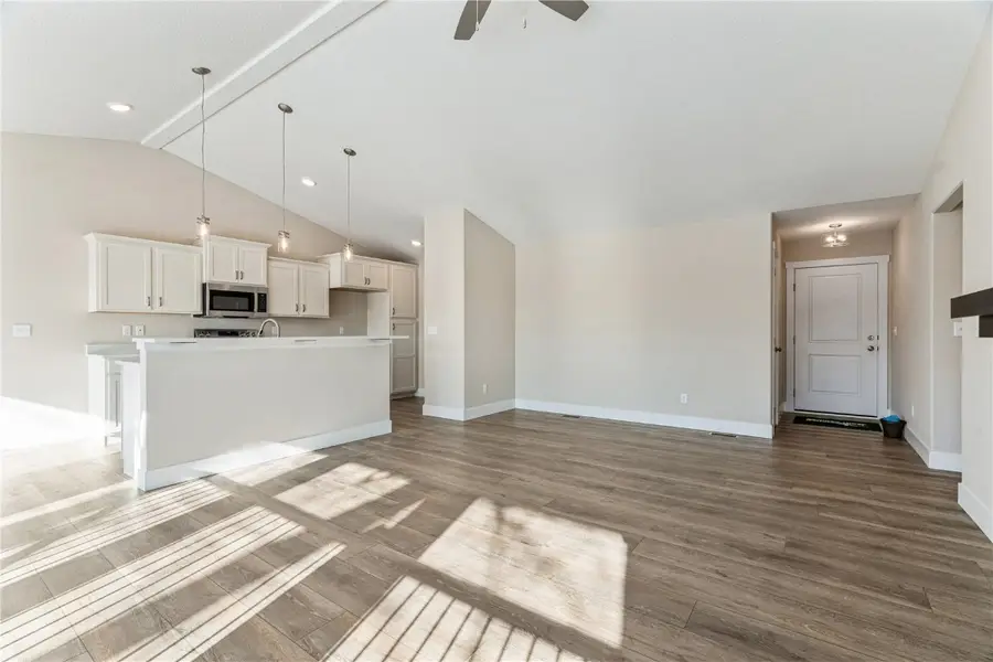 1801 Shady Grove Road Sw, Cedar Rapids, IA 52404 - Image #3