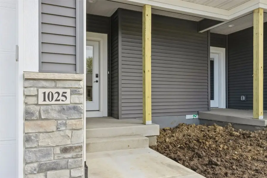 1001 Highland Trail, Solon, IA 52333 - Image #3