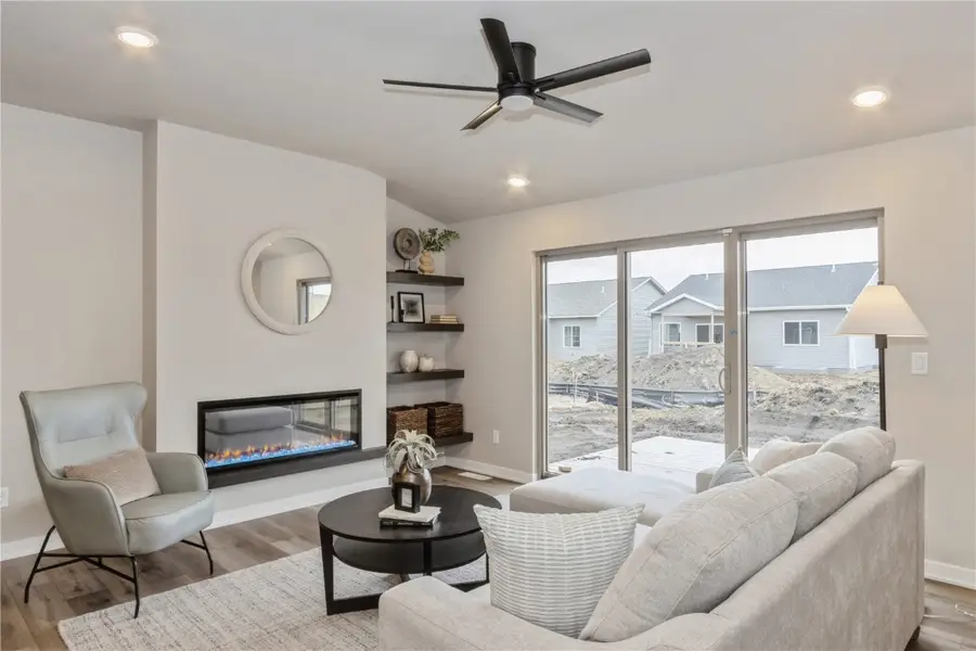 1013 Highland Trail, Solon, IA 52333 - Image #3