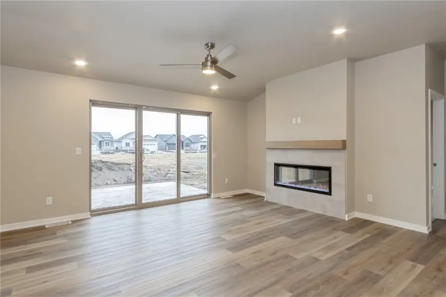 1015 Highland Trail, Solon, IA 52333 - Image #3