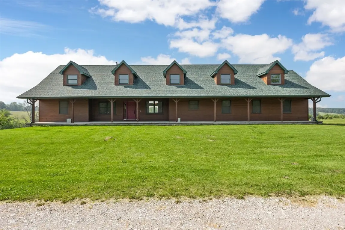 660 Garfield Road, West Branch, IA 52358 - Image #1