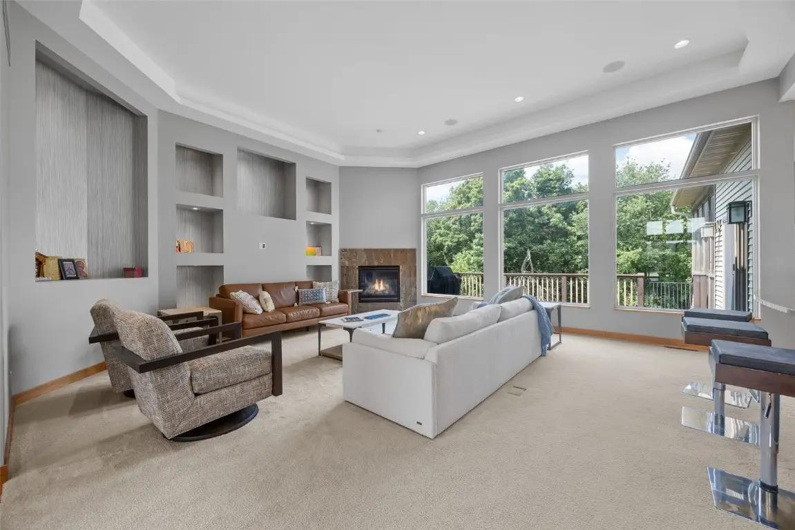 200 Auburn East Lane, Coralville, IA 52241 - Image #1