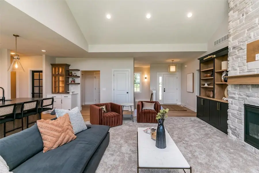 8750 Yeager Lane Ne, Cedar Rapids, IA 52402 - Image #3