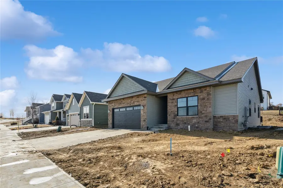 225 Chadwick Lane, Iowa City, IA 52245 - #2