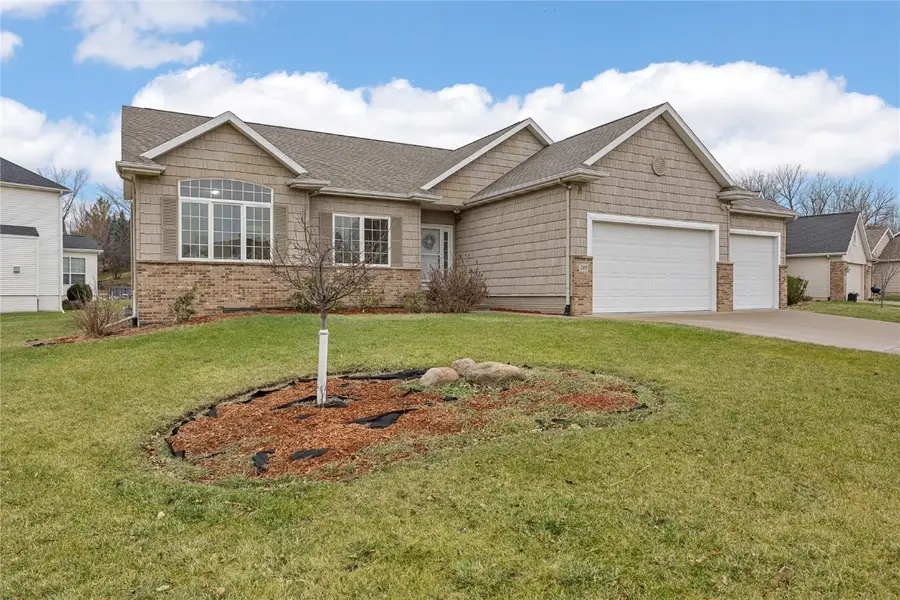 201 Teakwood Lane, Cedar Rapids, IA 52402 - #3