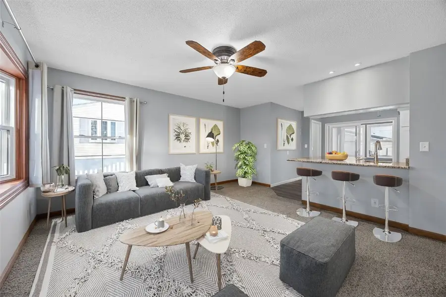 5730 D Avenue Nw, Cedar Rapids, IA 52405 - Image #3