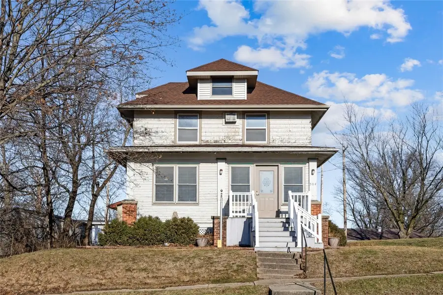 304 5th St, Victor, IA 52347 - #2