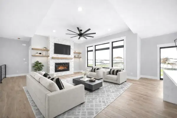 1526 Heartland Street, Fairfax, IA 52228