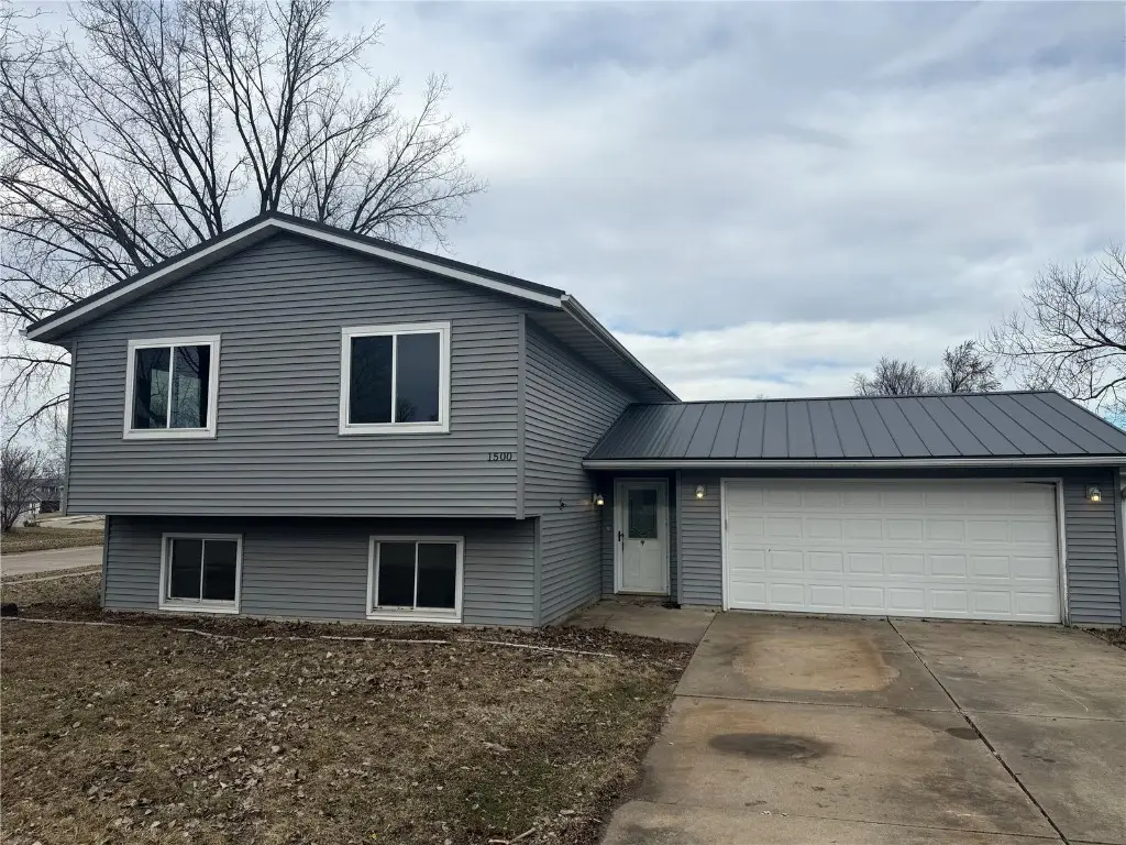 1500 Pleasantview Drive, Marion, IA 52302 - Image #1