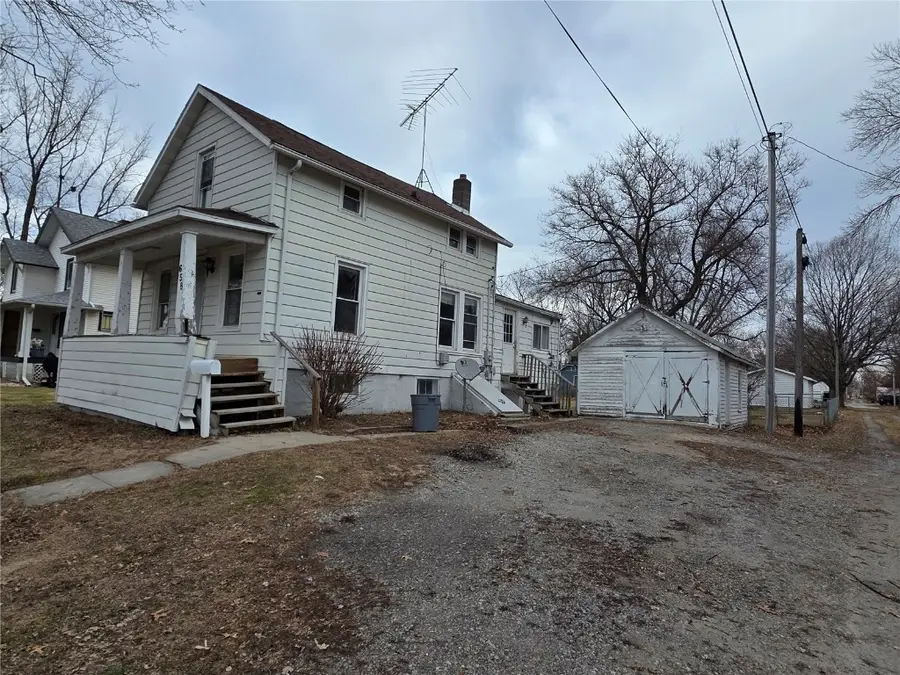 658 Marengo Avenue, Marengo, IA 52301 - #2