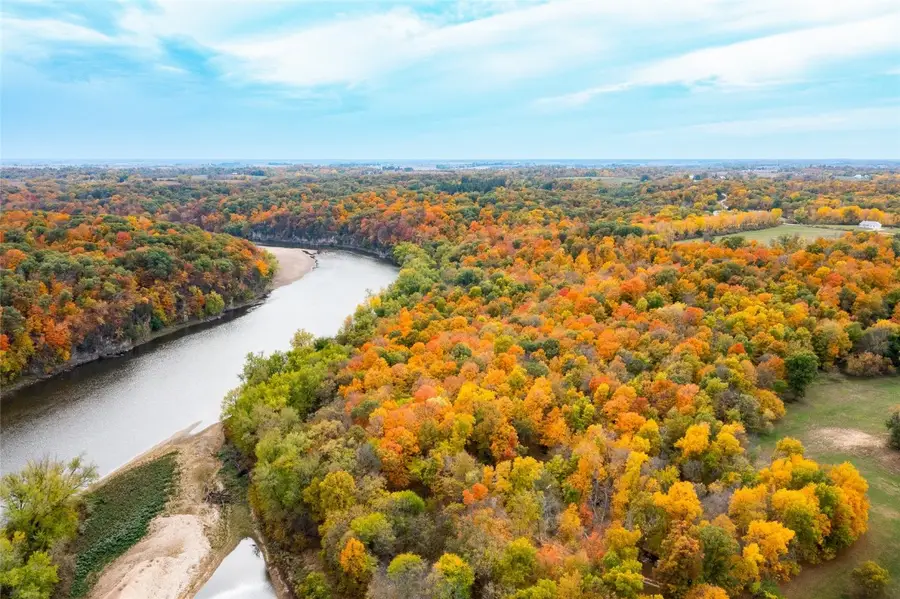 757 Palisades Access Road, Ely, IA 52227 - #2