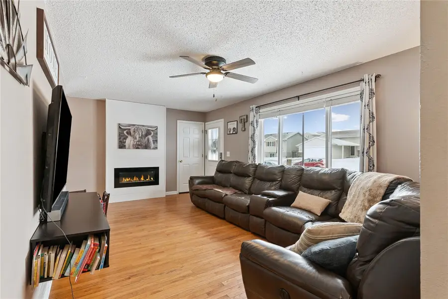 4015 Mark Dr, Waterloo, IA 50701 - #3