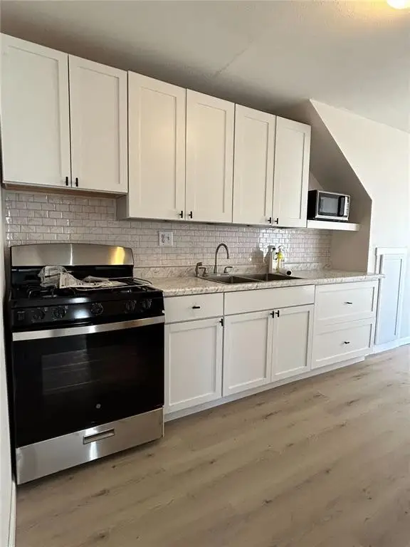 1011 Hudson, Iowa City, IA 52246 - #2