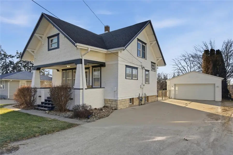 71 Central Avenue Ne, Swisher, IA 52338 - Image #2