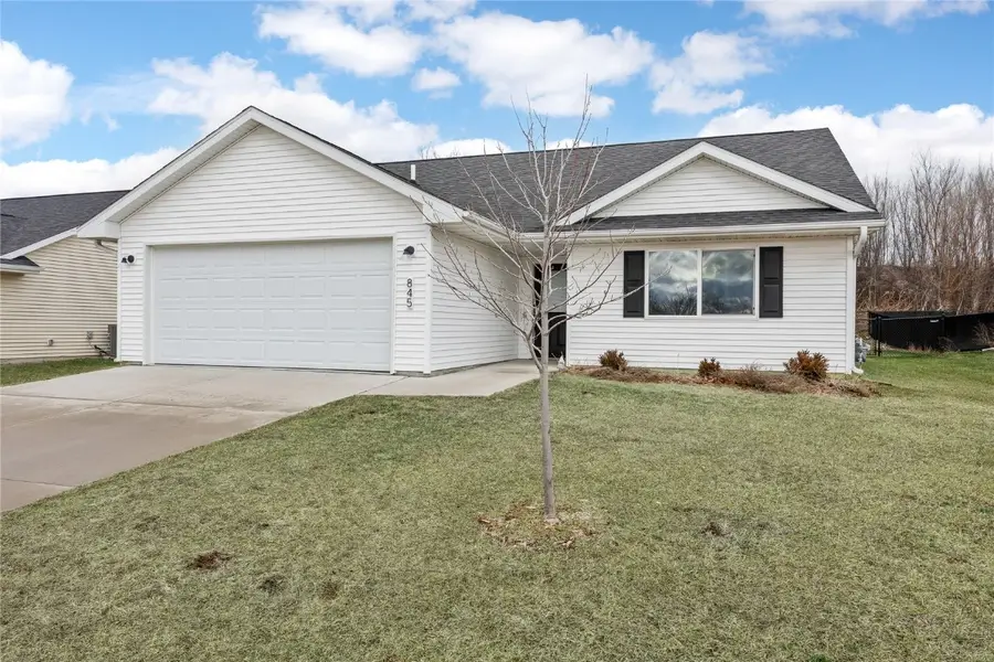845 Nye Way, Coralville, IA 52241 - #2
