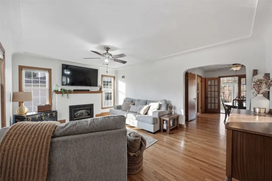 1609 Wildwood Drive Ne, Cedar Rapids, IA 52402 - Image #2