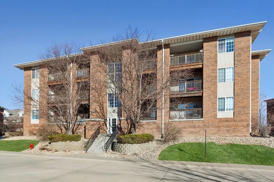 2510 Cascade Lane, Iowa City, IA 52246 - #1