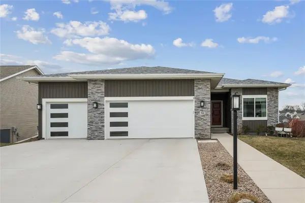 561 Fawn Avenue, Tiffin, IA 52340