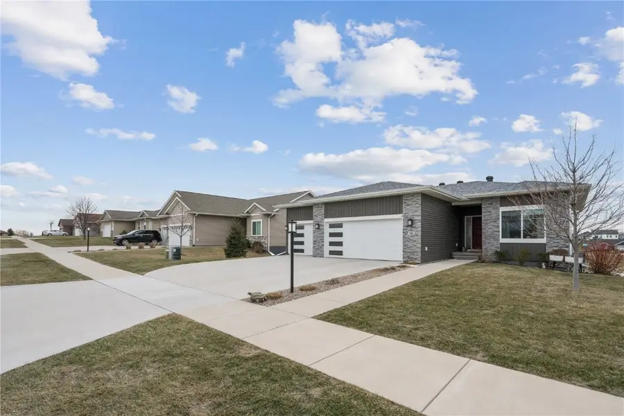 561 Fawn Avenue, Tiffin, IA 52340 - Image #2