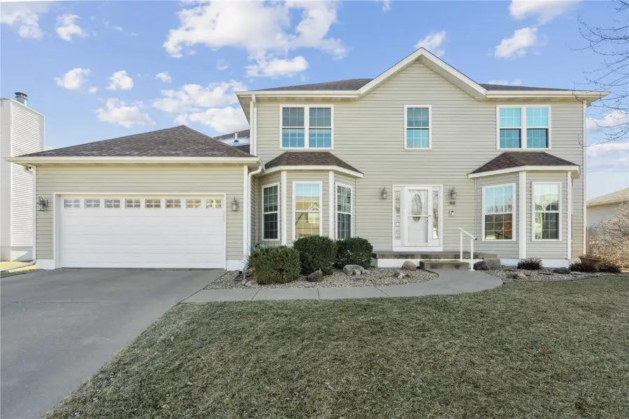 7013 Pleasant Ridge Drive Sw, Cedar Rapids, IA 52404 - Image #2